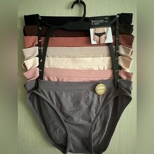 Attributes Super Soft 4-way Stretch 7 piece Multicolor Bikini Underwear Set